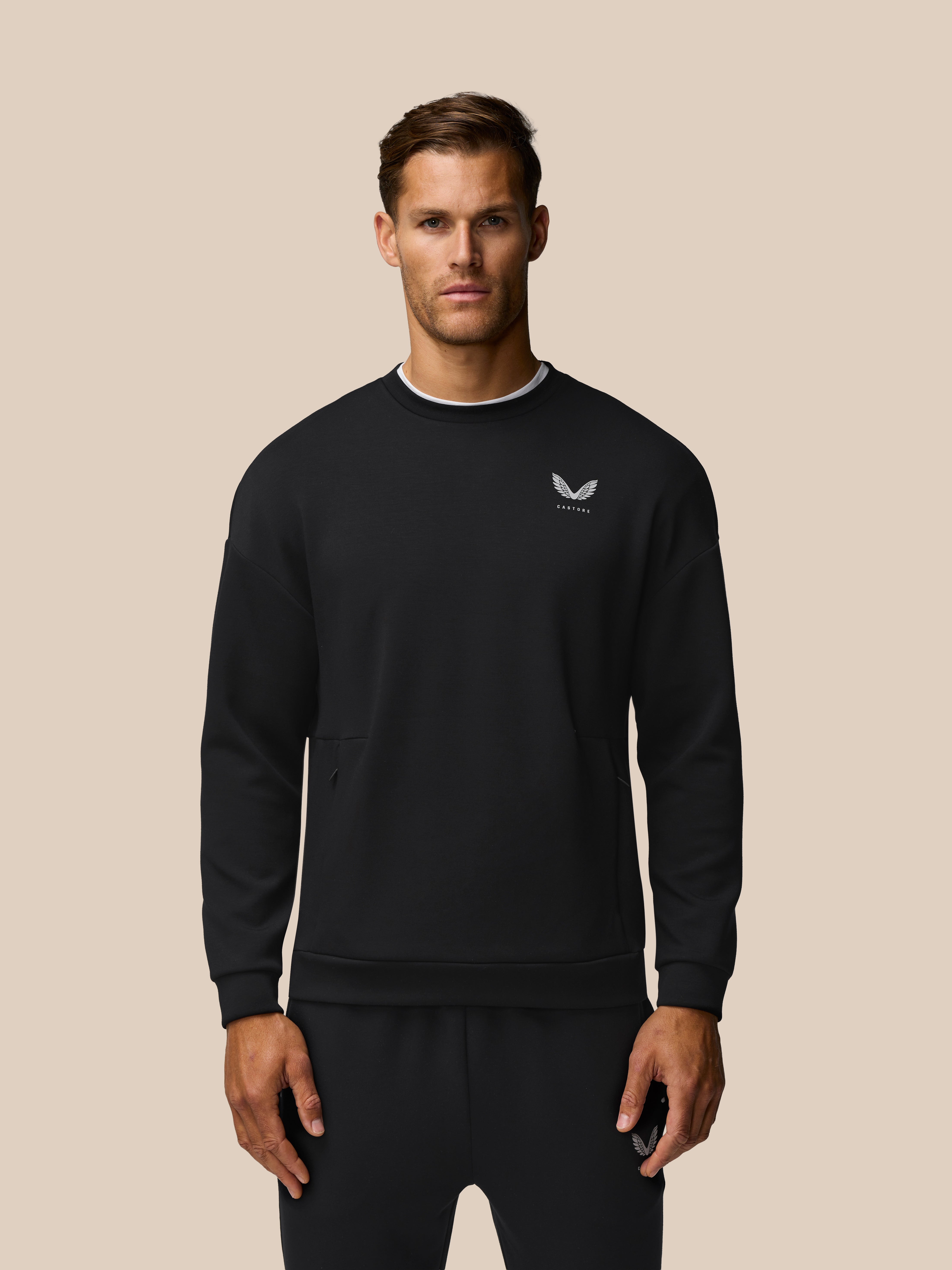 Travel Lifestyle Sweatshirt - Black