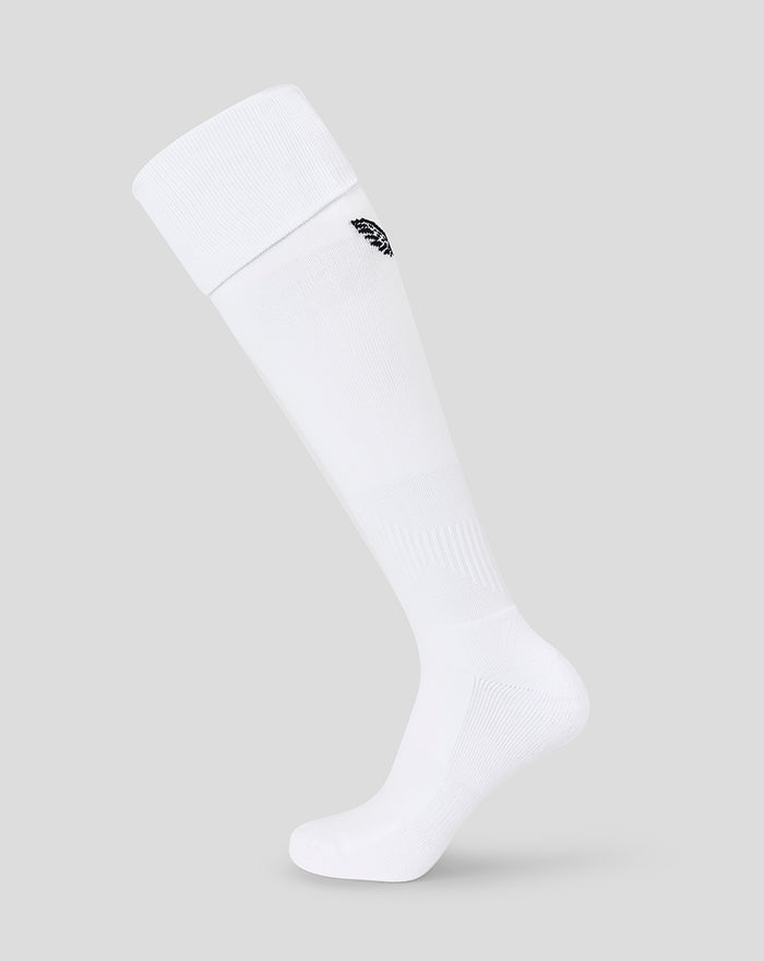 Adult white away rugby sock with ribbed cuff and small black logo on the side.